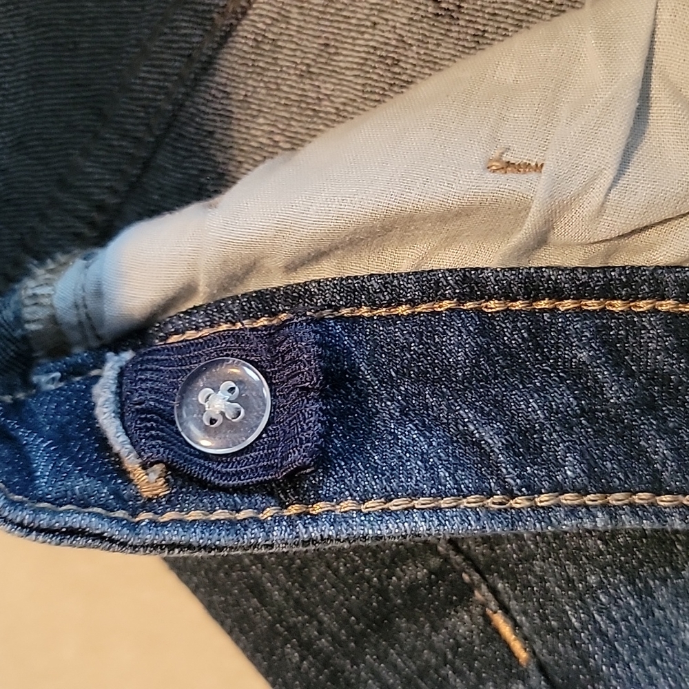 NWOT SO Girl's Jean Shorts - Picture 7 of 8